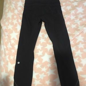 Lululemon mesh leggings size 4